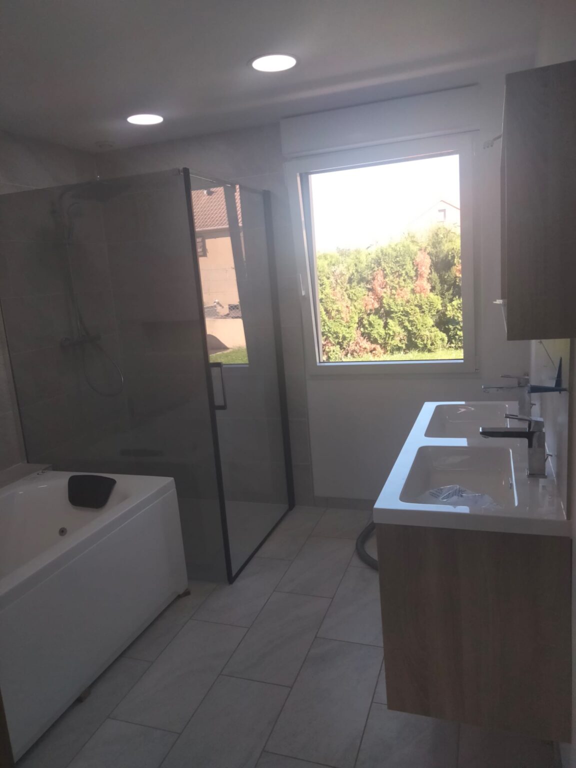 Salle de bain original savin-renov